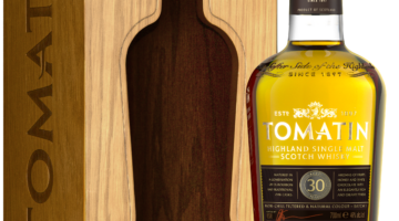 30 AMcC Angled packs 130122.png